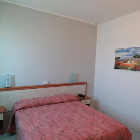 Hotel Marta Forli Exterior photo