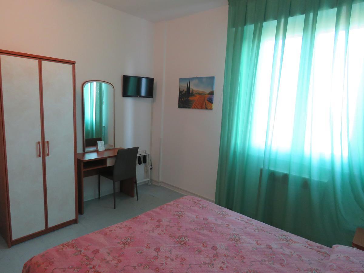 Hotel Marta Forli Exterior photo